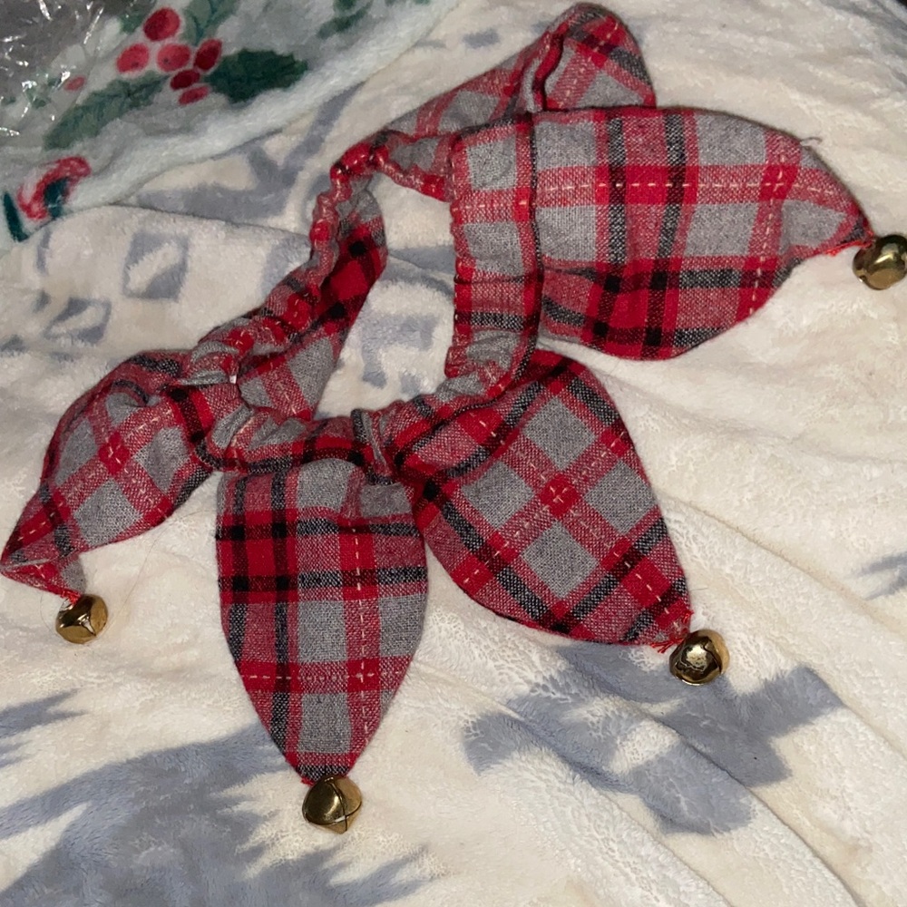RED & GRAY PLAID JINGLE BELLS Elastic Collar For Dogs Holiday Tails L/XL